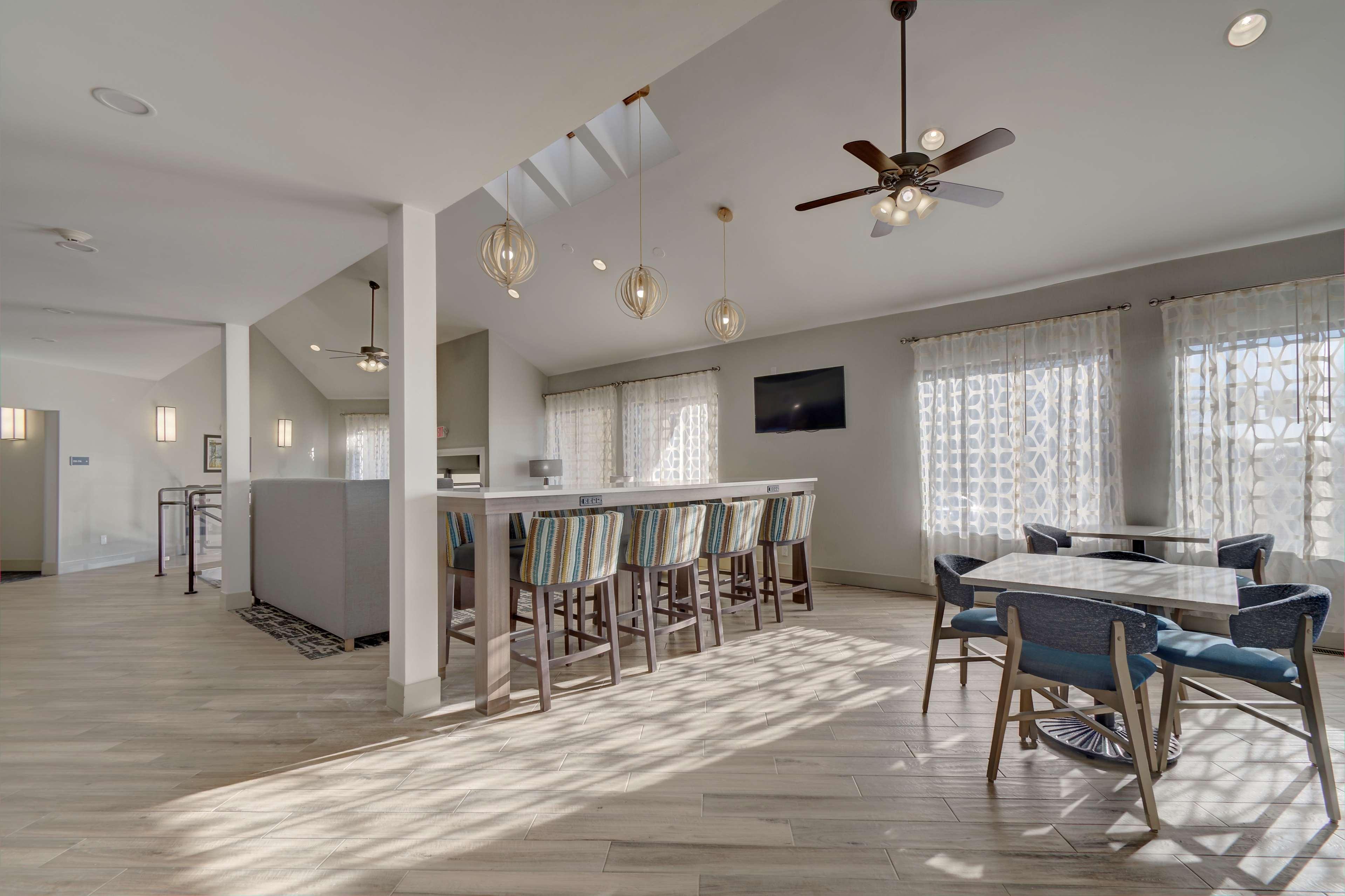 Best Western Hampshire Inn & Suites Seabrook Exteriör bild